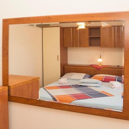 Apartments Orsula Split Bagian luar foto