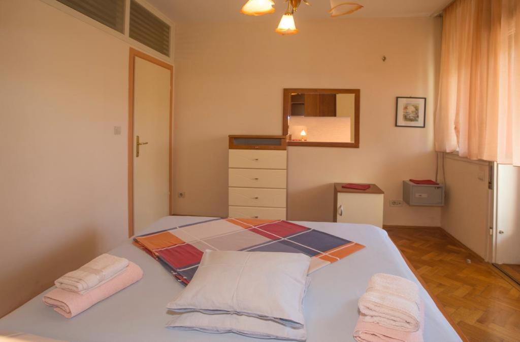 Apartments Orsula Split Bagian luar foto