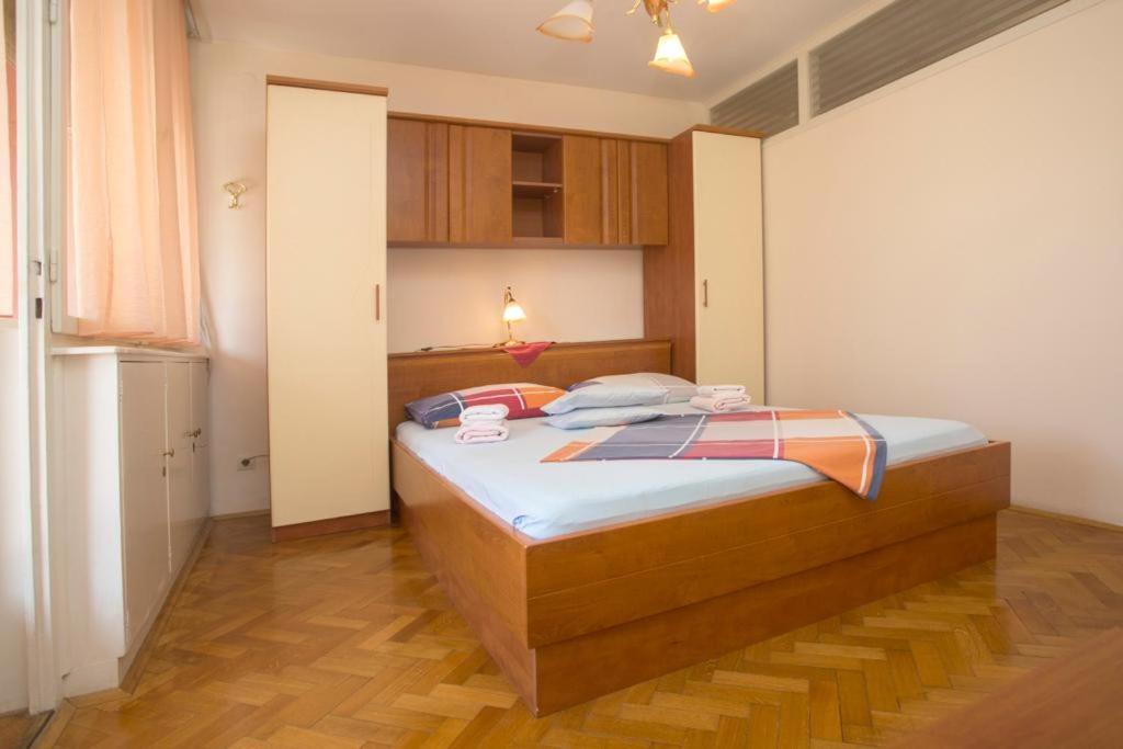 Apartments Orsula Split Bagian luar foto